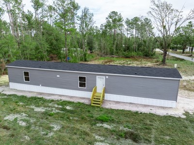 Home For Sale Close To The Suwannee River - image 3