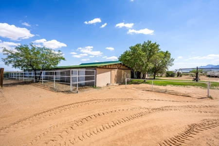 Equestrian Estate for Sale in Chaparral, NM - image 45