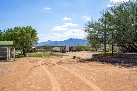 Equestrian Estate for Sale in Chaparral, NM - image 43