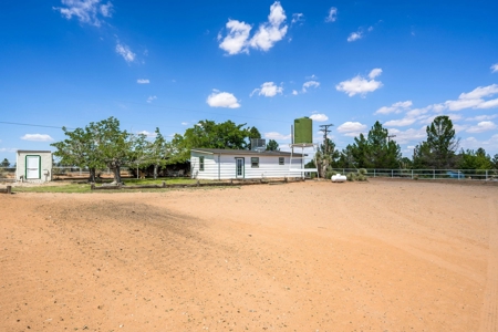 Equestrian Estate for Sale in Chaparral, NM - image 32