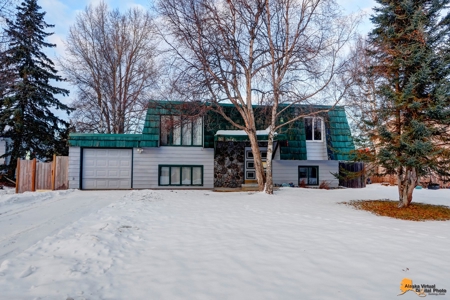 Home for Sale with Lake Views in Anchorage, Alaska - image 1