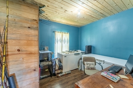 Hobby Farm for Sale in Oregon County Missouri - image 21