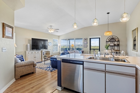 Charming 2BR/2BA Condo in Cedar Key, Florida. Full furnished move in ready. - image 35