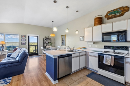 Charming 2BR/2BA Condo in Cedar Key, Florida. Full furnished move in ready. - image 33