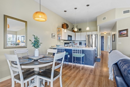 Charming 2BR/2BA Condo in Cedar Key, Florida. Full furnished move in ready. - image 39