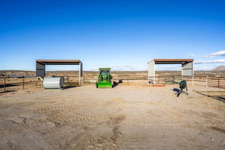 Luxury Equestrian Property for Sale in Las Cruces, NM - image 48