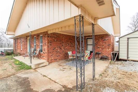 Home For Sale in Imboden, Arkansas - image 2