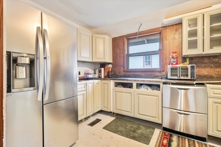West Plains Missouri Home in Town Near Downtown - image 9