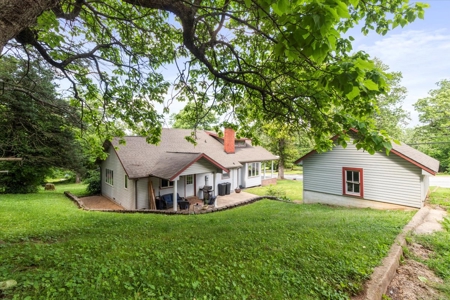 West Plains Missouri Home in Town Near Downtown - image 27