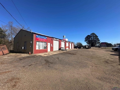 Turnkey Tire Shop and Commercial Building on 2 Acres - image 2