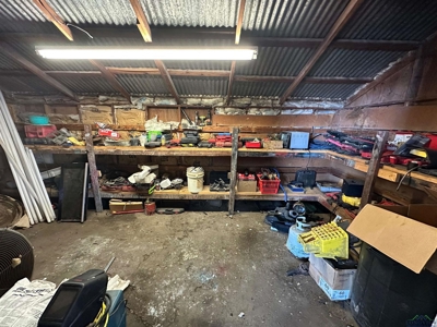 Turnkey Tire Shop and Commercial Building on 2 Acres - image 9