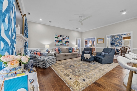 Stunning Home in Washington's Premier Neighborhood - image 10
