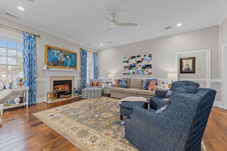 Stunning Home in Washington's Premier Neighborhood - image 9