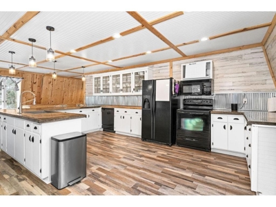 Farmhouse-Style Home on 5+ Acres For Sale near Moose Lake MN - image 11