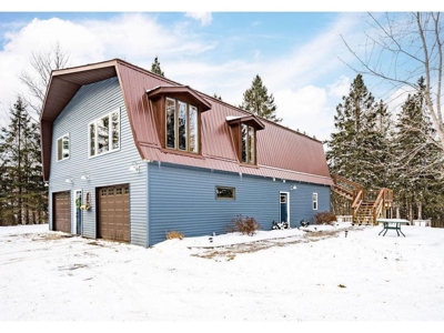 Farmhouse-Style Home on 5+ Acres For Sale near Moose Lake MN - image 3