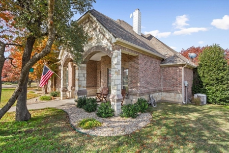 Located in Gated Community with access to River - image 2