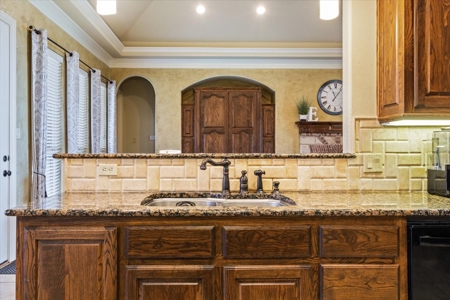 Located in Gated Community with access to River - image 5