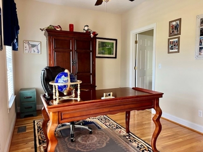 Country Home and Farmland for Sale in Jetersville, VA - image 20