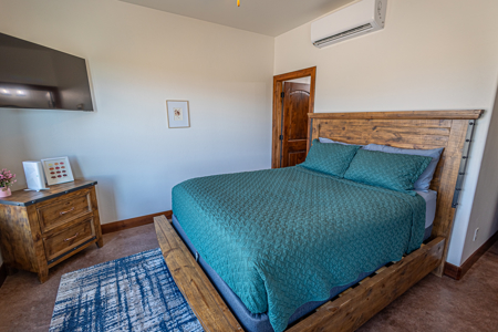 Colorado Short Term Rental Homes on 40 Acres - image 22