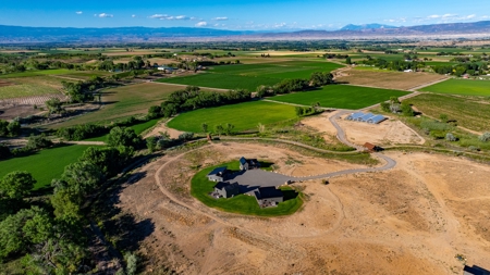 Colorado Short Term Rental Homes on 40 Acres - image 30