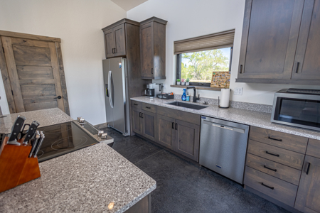 Colorado Short Term Rental Homes on 40 Acres - image 30