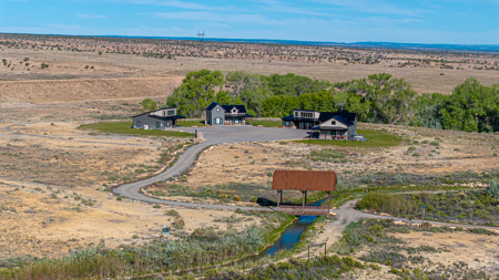 Colorado Short Term Rental Homes on 40 Acres - image 37