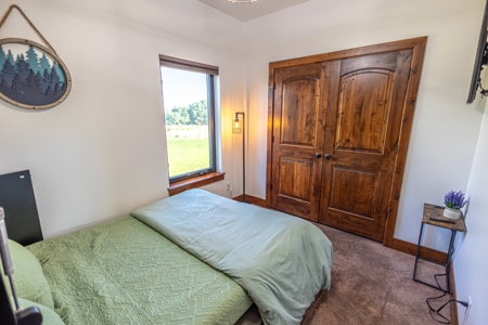 Colorado Short Term Rental Homes on 40 Acres - image 16