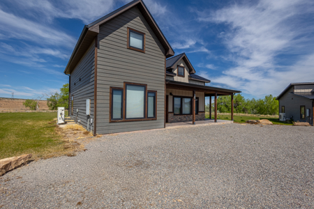 Colorado Short Term Rental Homes on 40 Acres - image 11