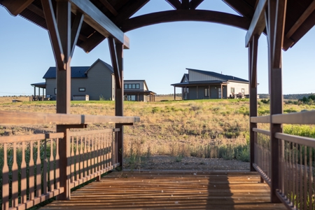 Colorado Short Term Rental Homes on 40 Acres - image 1