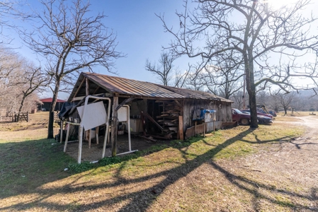 476+/- Acre Farm for Sale in the Missouri and Arkansas Ozark - image 8