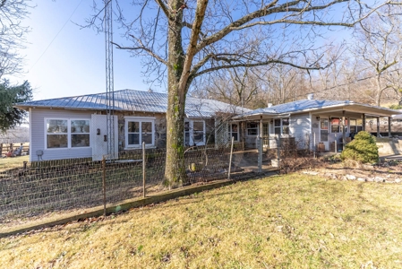 476+/- Acre Farm for Sale in the Missouri and Arkansas Ozark - image 4
