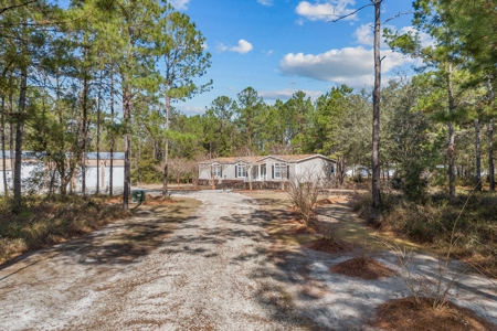 3Bed/2Bath On 6+ Private Breathtaking Acres! - image 2