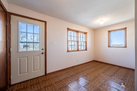 Harlan, Ia -4 Bedroom Family Home With Extra Garage Storage - image 7