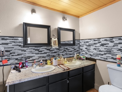 SE Oklahoma Country Home for Sale - image 15