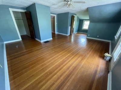 Versatile Commercial Opportunity in Traders Point - image 14