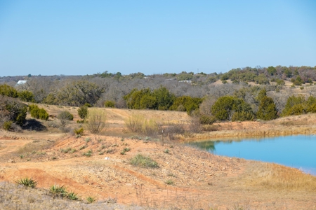 Dream Home! High-End Custom Barndominium in Early, TX on 56 Acres - Hunting, Fishing - image 30