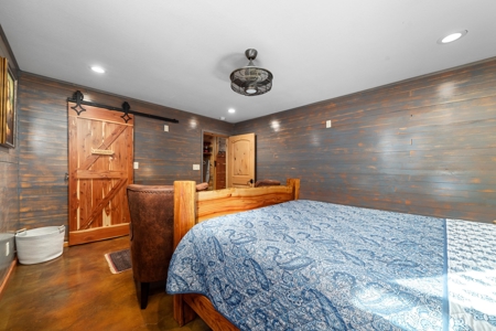 Dream Home! High-End Custom Barndominium in Early, TX on 56 Acres - Hunting, Fishing - image 11