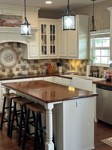 Gorgeous family home situated on 30 acres with two ponds - image 7