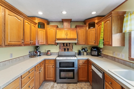 20 Acres And 1800 + Sq Ft Home For Sale Maysville Mo - image 19