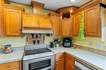 20 Acres And 1800 + Sq Ft Home For Sale Maysville Mo - image 20