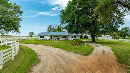 Oklahoma Equine Ranch For Sale - image 1
