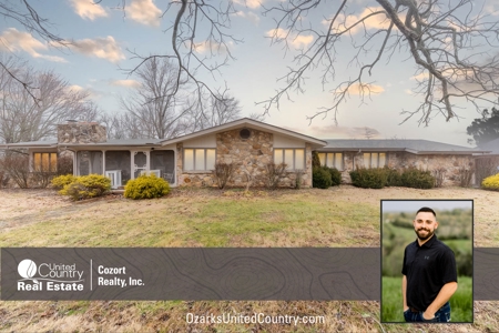 Farm | Home and 40 Acres for Sale in West Plains Missouri - image 1