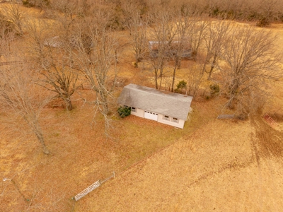 Farm | Home and 40 Acres for Sale in West Plains Missouri - image 43