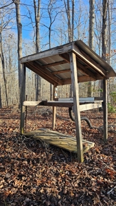 Lakefront Paradise: 4-Building Retreat Near Kerr Lake, VA - image 19