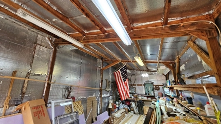 Lakefront Paradise: 4-Building Retreat Near Kerr Lake, VA - image 13
