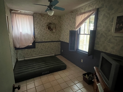 Cabin at the Lake - image 11