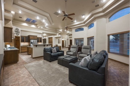Custom-Built Home for Sale on One Acre in Las Cruces, NM - image 8