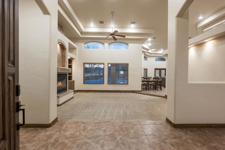 Custom-Built Home for Sale on One Acre in Las Cruces, NM - image 3