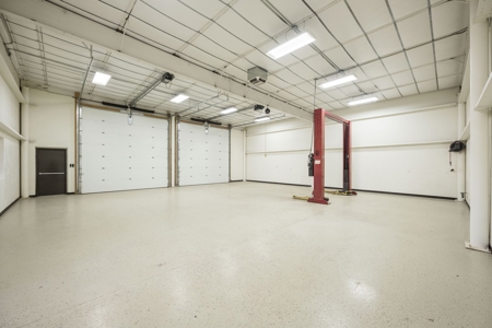 Custom-Built Home for Sale on One Acre in Las Cruces, NM - image 39