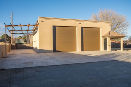 Custom-Built Home for Sale on One Acre in Las Cruces, NM - image 40